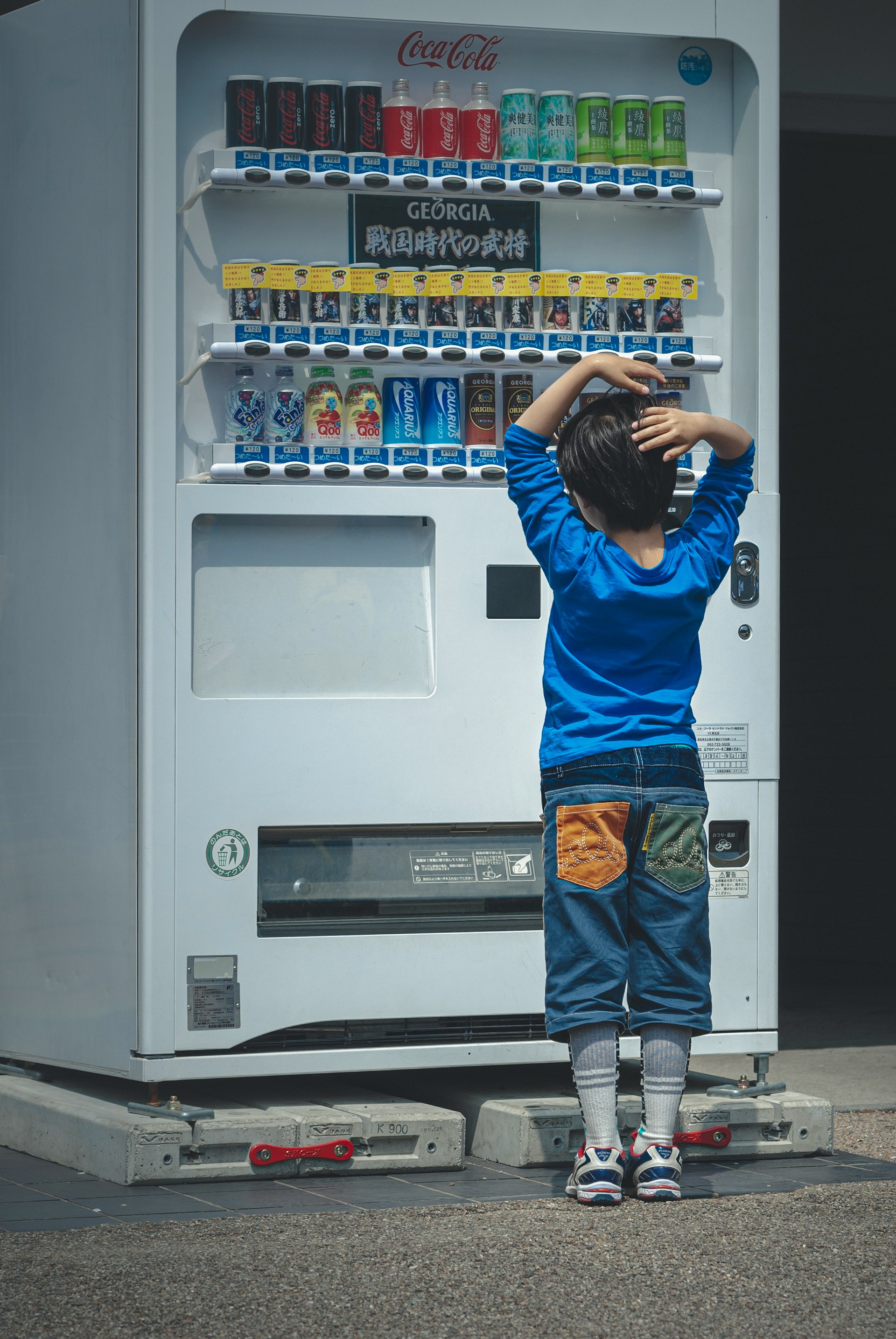 kid-is-confusing-what-should-he-pick